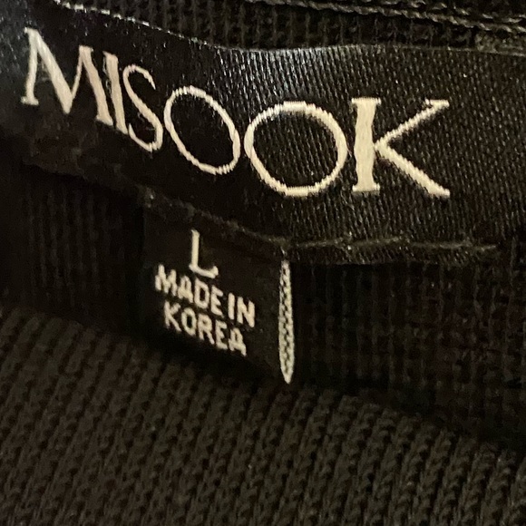 Misook black knit pencil skirt size Large. Old money vibes. - Picture 2 of 3